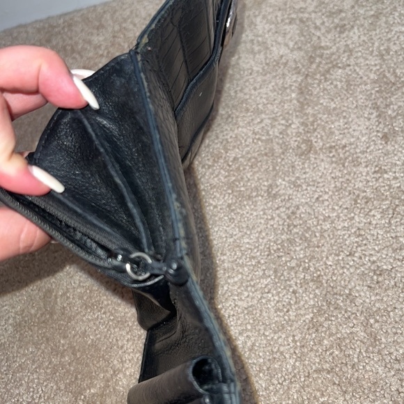 Brighton Black Textured Wallet - Picture 9 of 9